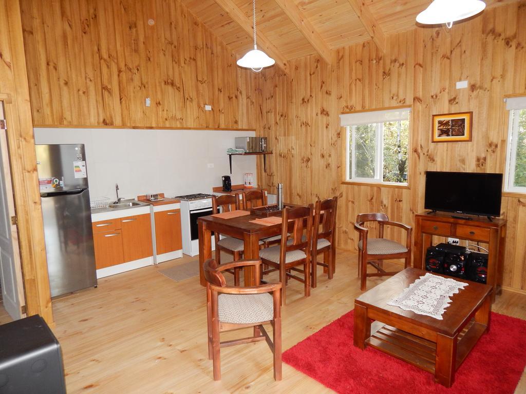 Cabanas Nutrias Patagonicas Puelo River Exteriér fotografie