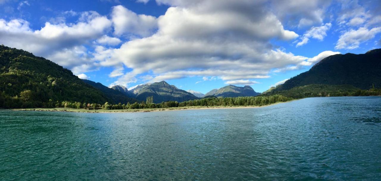 Cabanas Nutrias Patagonicas Puelo River Exteriér fotografie